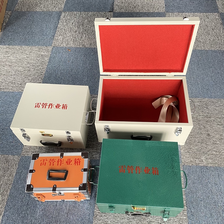 福绵爆破工程作业箱如何选择？玻璃钢与传统材质的全面对比